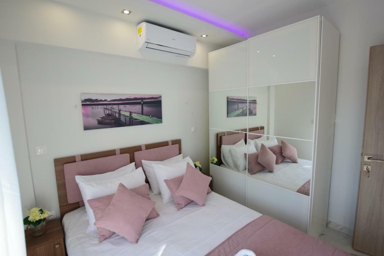 V Luxury Suites Toroni 3 Exterior photo