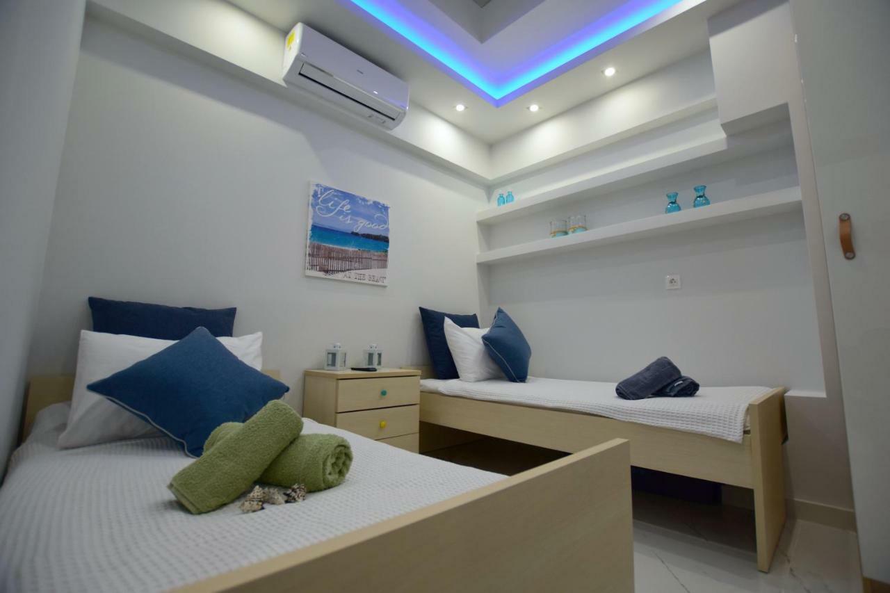 V Luxury Suites Toroni 3 Exterior photo