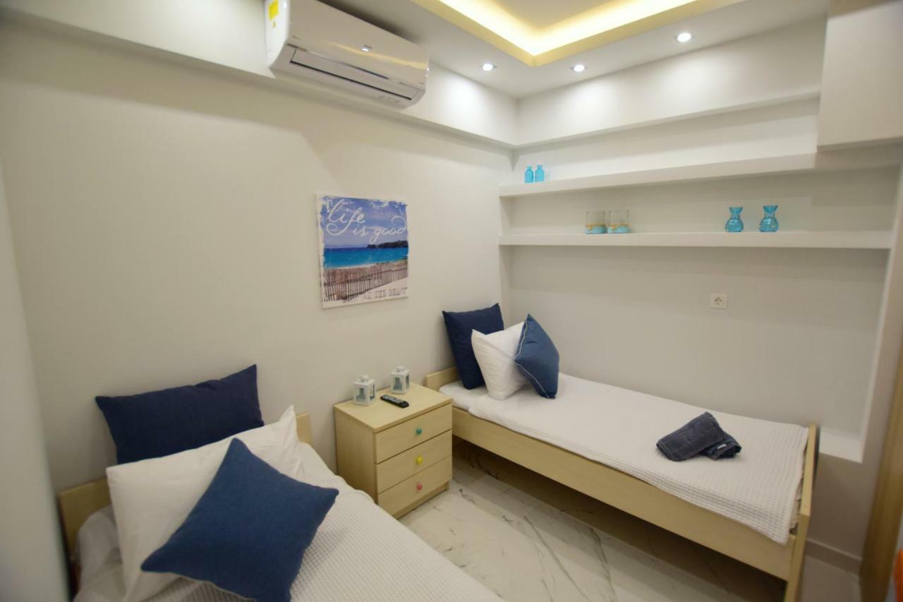 V Luxury Suites Toroni 3 Exterior photo