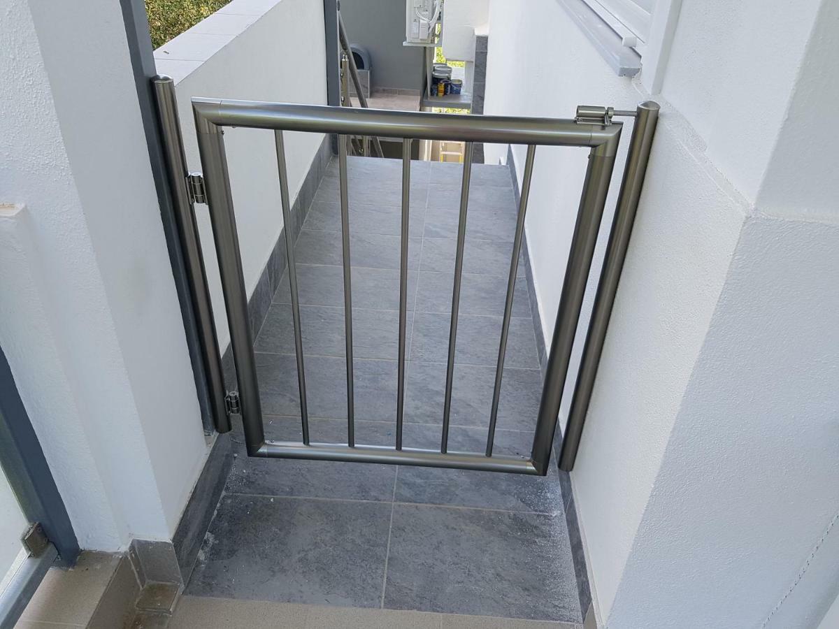 V Luxury Suites Toroni 3 Exterior photo